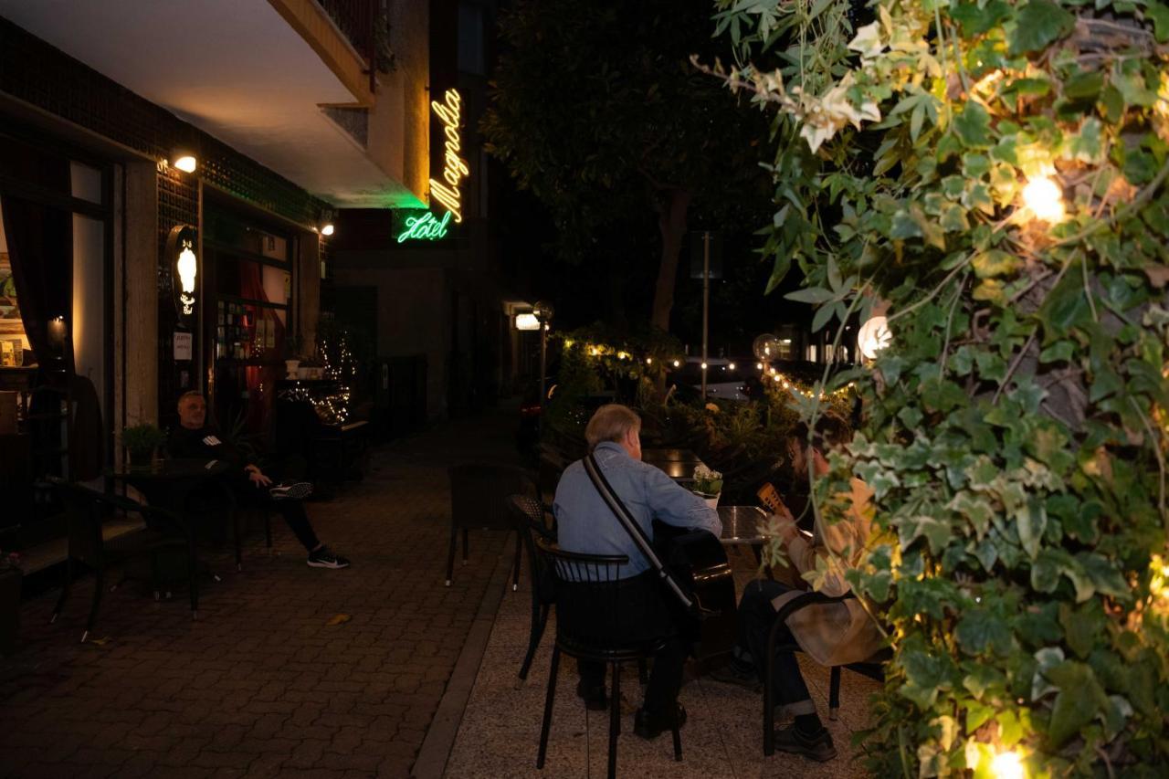Hotel Magnolia Albenga Luaran gambar