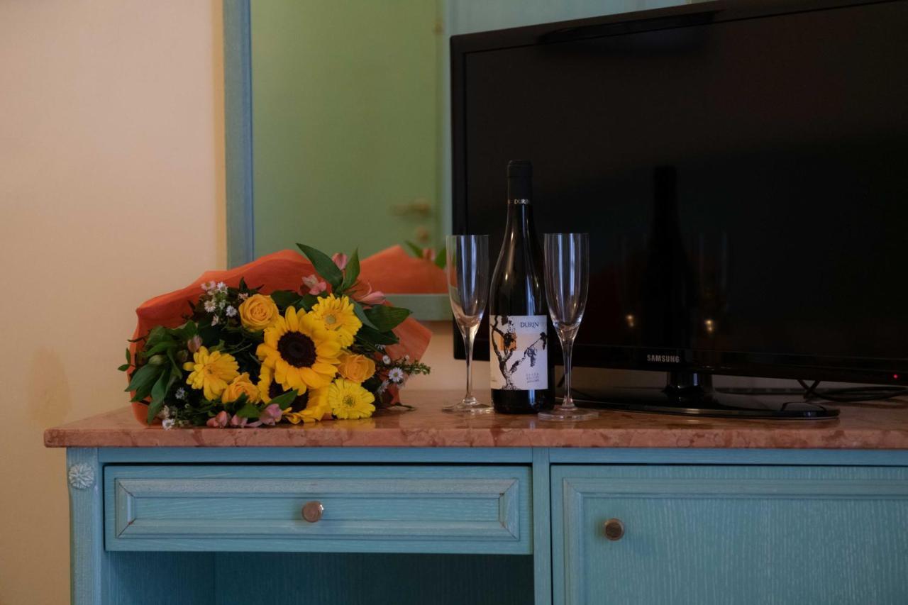 Hotel Magnolia Albenga Luaran gambar
