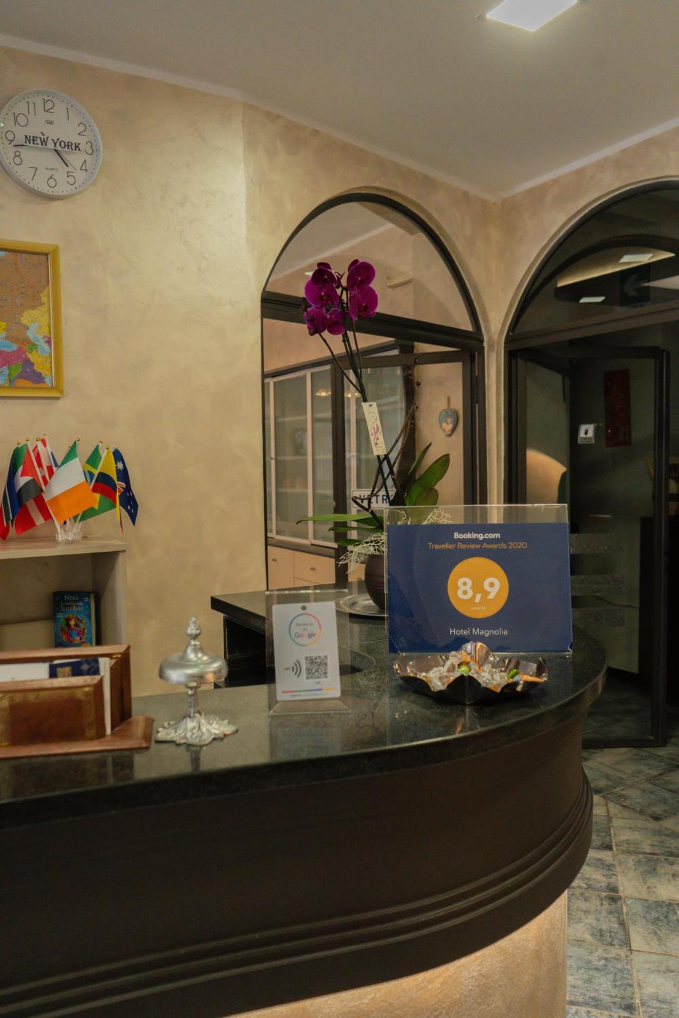 Hotel Magnolia Albenga Luaran gambar
