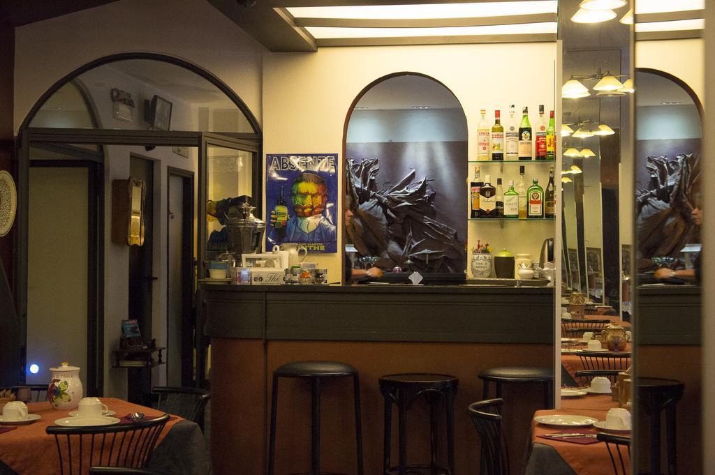 Hotel Magnolia Albenga Luaran gambar